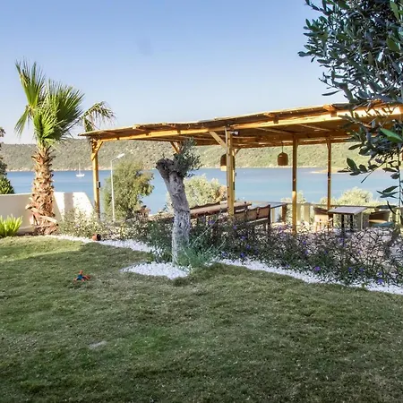 אכסניה Unique Boutique Hotel For Chill/Out Getaway *