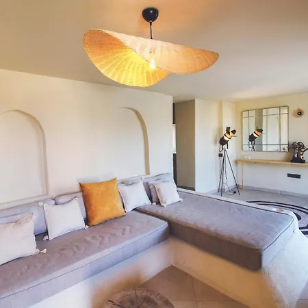 אכסניה Unique Boutique Hotel For Chill/Out Getaway