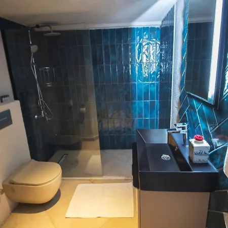Unique Boutique Hotel For Chill/Out Getaway אכסניה *