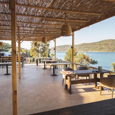 Unique Boutique Hotel For Chill/Out Getaway Bogazici