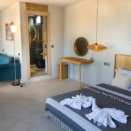 אכסניה Unique Boutique Hotel For Chill/Out Getaway